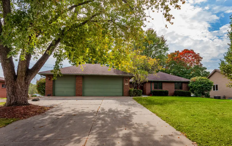 1843 Evergreen Avenue, Des Moines, IA 50320 - Image #2