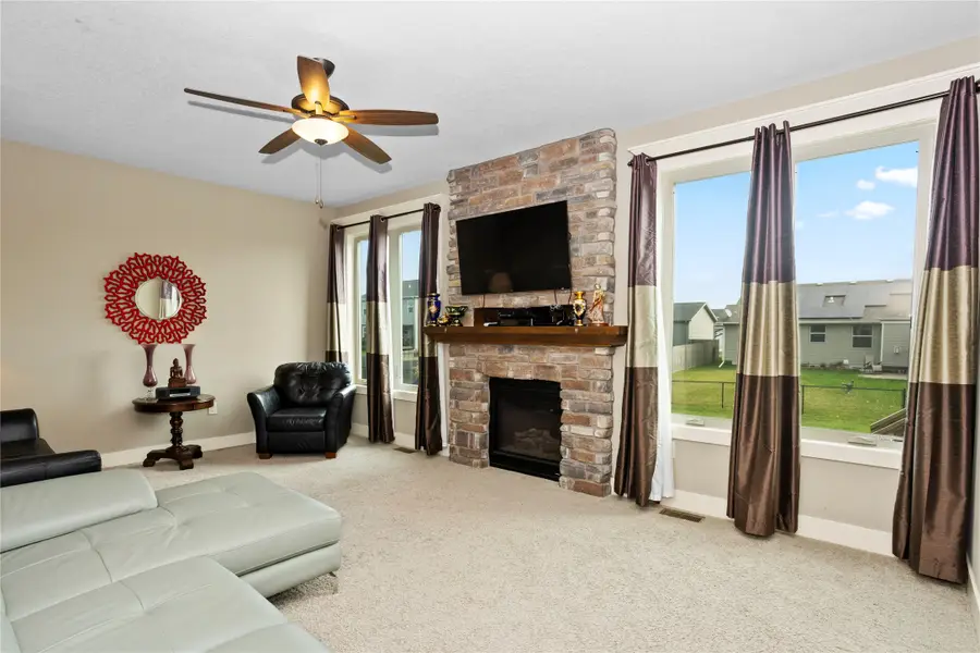 2355 SE Riverbirch Lane, Waukee, IA 50263 - Image #3