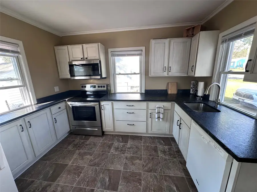 1704 Merle Hay Road, Des Moines, IA 50310 - Image #3