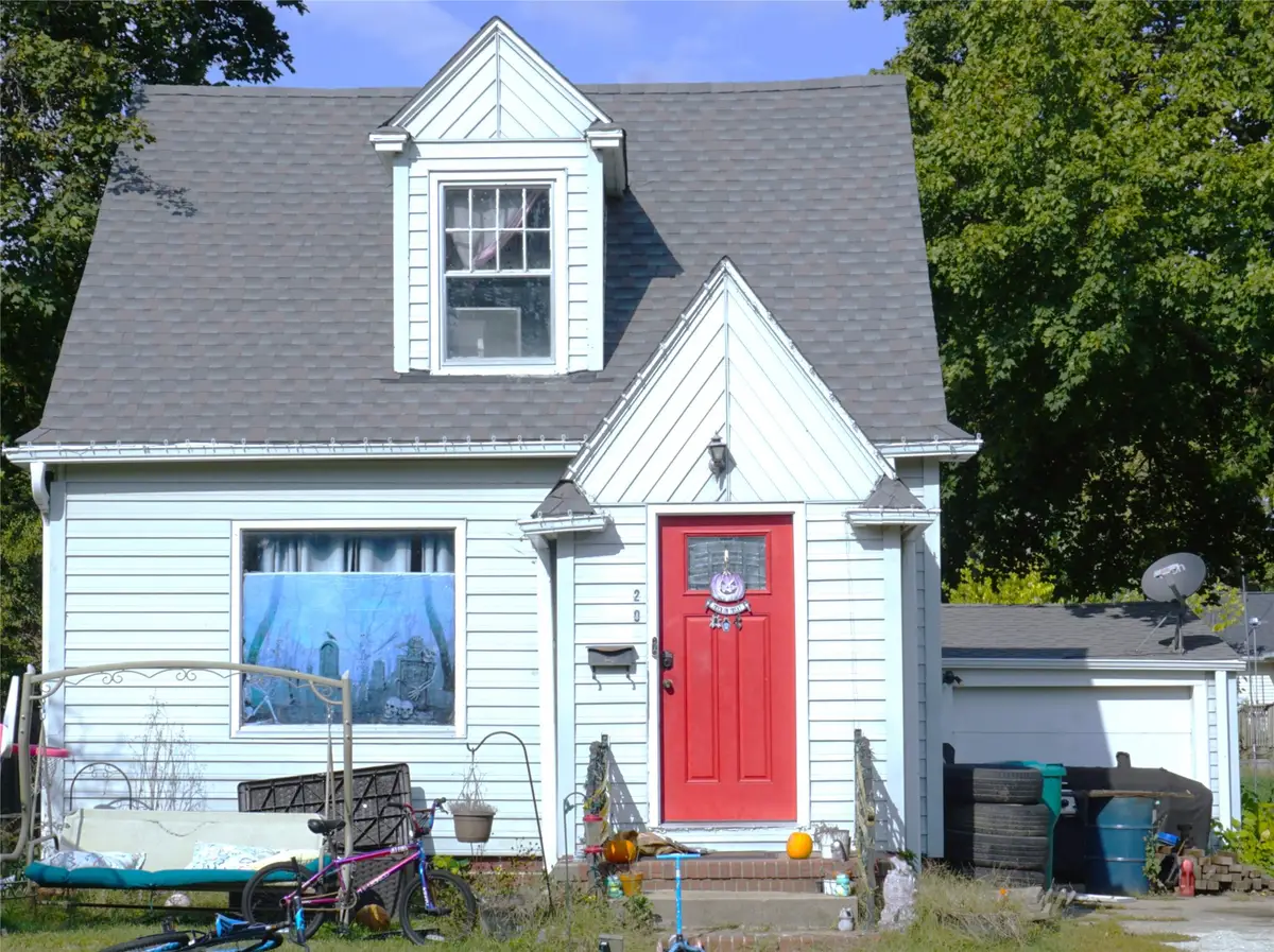 207 E Buchanan Street, Winterset, IA 50273 - Image #1