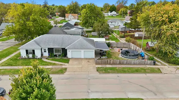 414 S Brobst Street, Knoxville, IA 50138