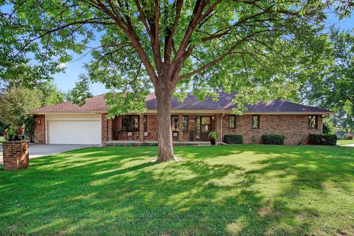 3913 Horton Trail, Urbandale, IA 50322 - Image #1