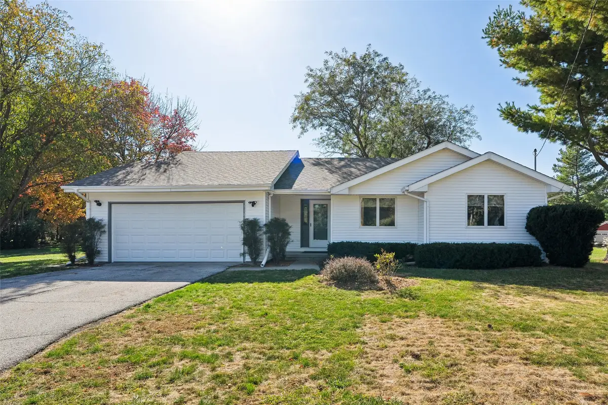 7100 NW Beaver Drive, Johnston, IA 50131 - Image #1