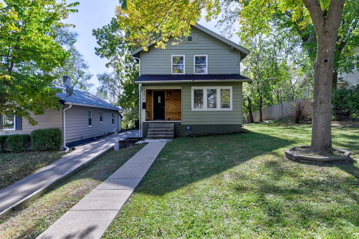 2814 School Street, Des Moines, IA 50311 - Image #1