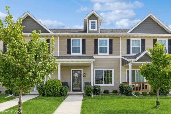 2304 Hazeltine Place, Norwalk, IA 50211