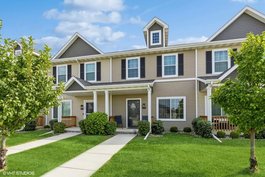 2304 Hazeltine Place, Norwalk, IA 50211 - Image #2