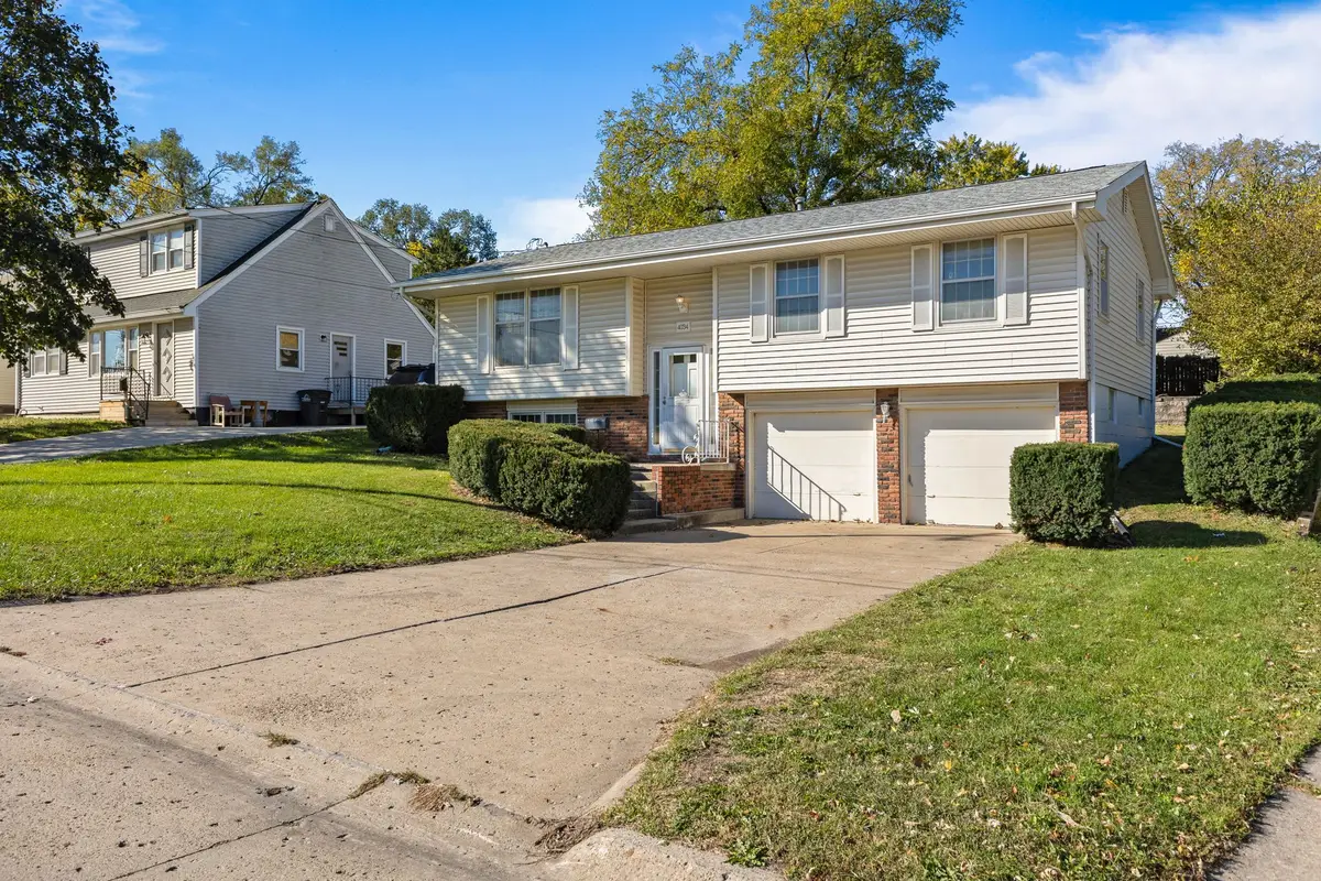 4034 50th Street, Des Moines, IA 50310 - Image #1