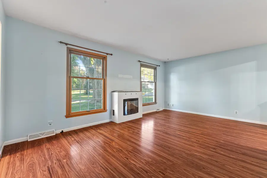 407 33rd Street, West Des Moines, IA 50265 - Image #3