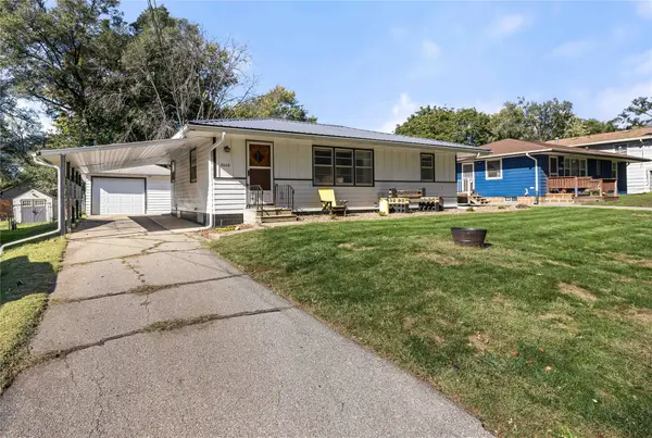 3606 E 39th Court, Des Moines, IA 50317