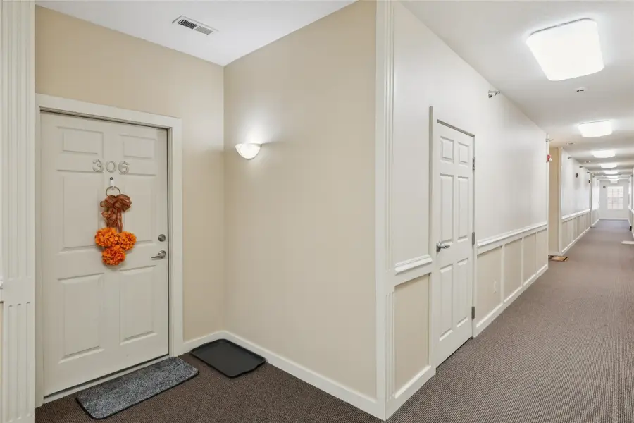 1333 SE University Avenue #306, Waukee, IA 50263 - Image #2