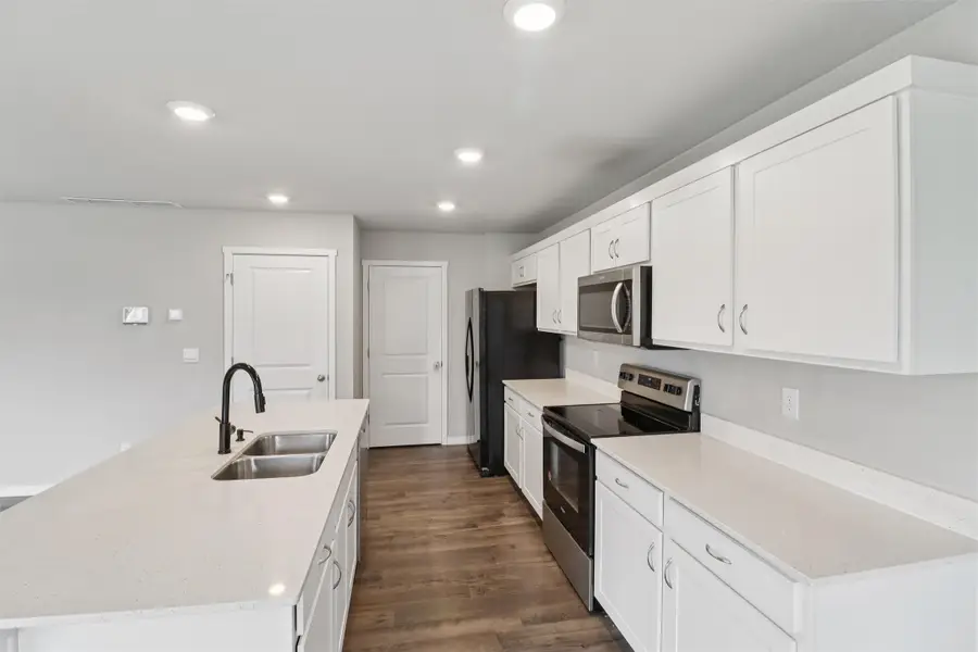 1215 Meadow View Drive, Carlisle, IA 50047 - Image #2