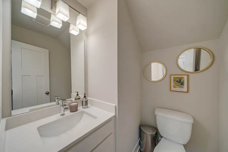 6908 Poppy Court, Johnston, IA 50131 - Image #2