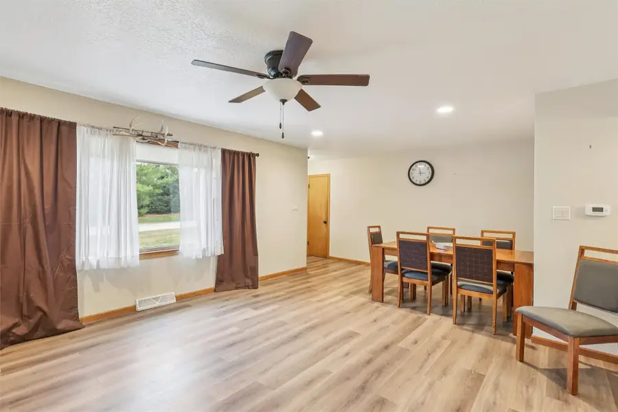 501 W Hutchings Street, Winterset, IA 50273 - Image #3