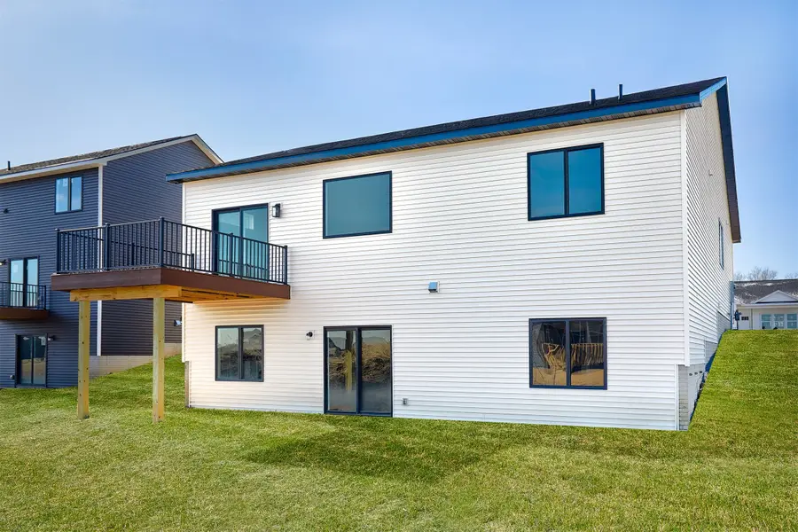 595 NW Georgetown Drive, Waukee, IA 50263 - Image #2