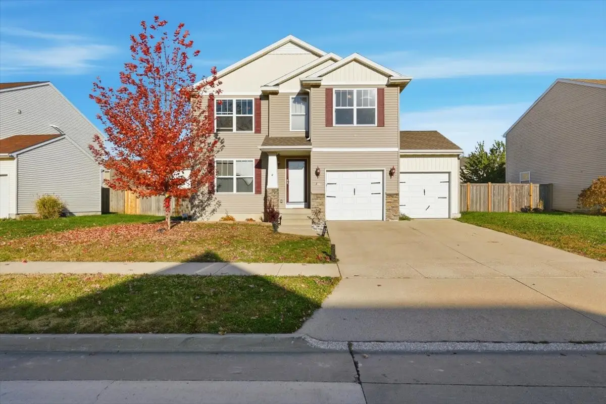 3401 Maple Drive Sw, Bondurant, IA 50035 - Image #1