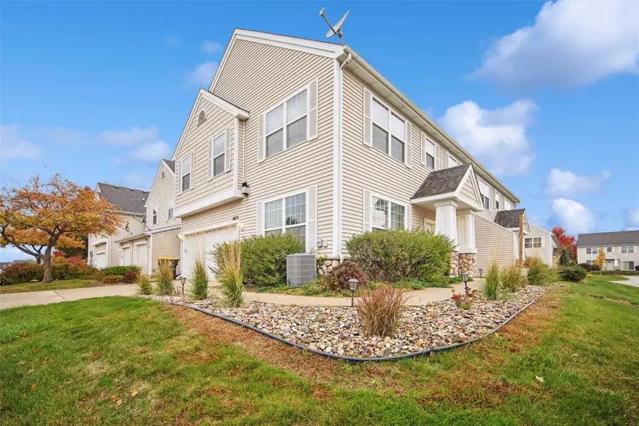 1023 NE Greenview Drive, Ankeny, IA 50021 - Image #2