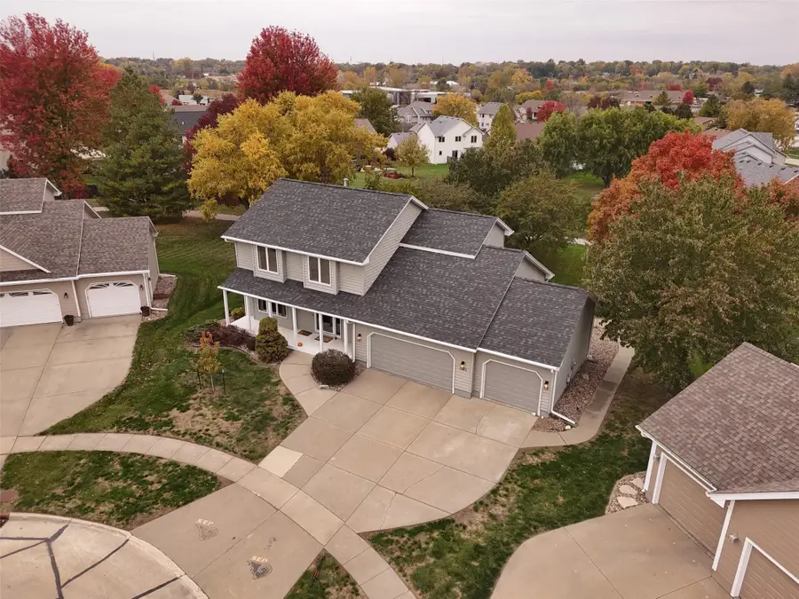 1110 Sandalwood Court Sw, Altoona, IA 50009 - Image #3
