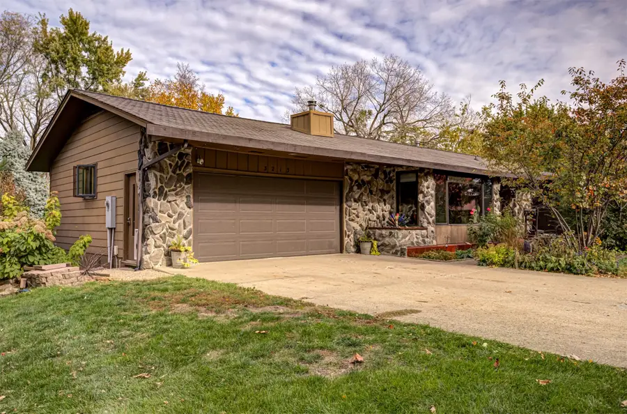 3213 Joy Circle, Ames, IA 50010 - Image #2