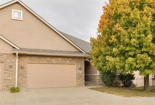 916 NW 20th Lane, Ankeny, IA 50023