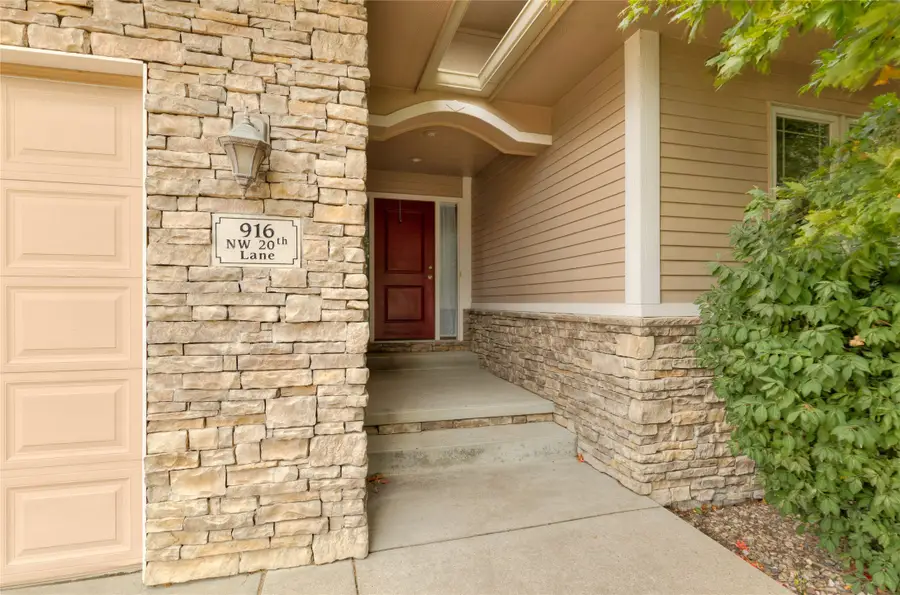 916 NW 20th Lane, Ankeny, IA 50023 - Image #2