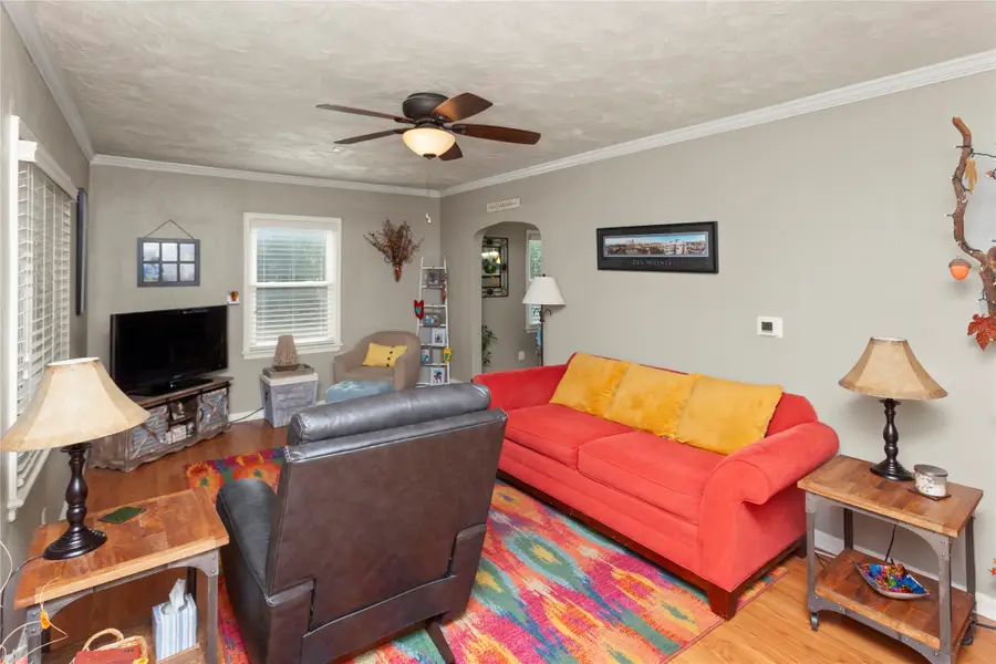 2500 38th Street, Des Moines, IA 50310 - Image #3