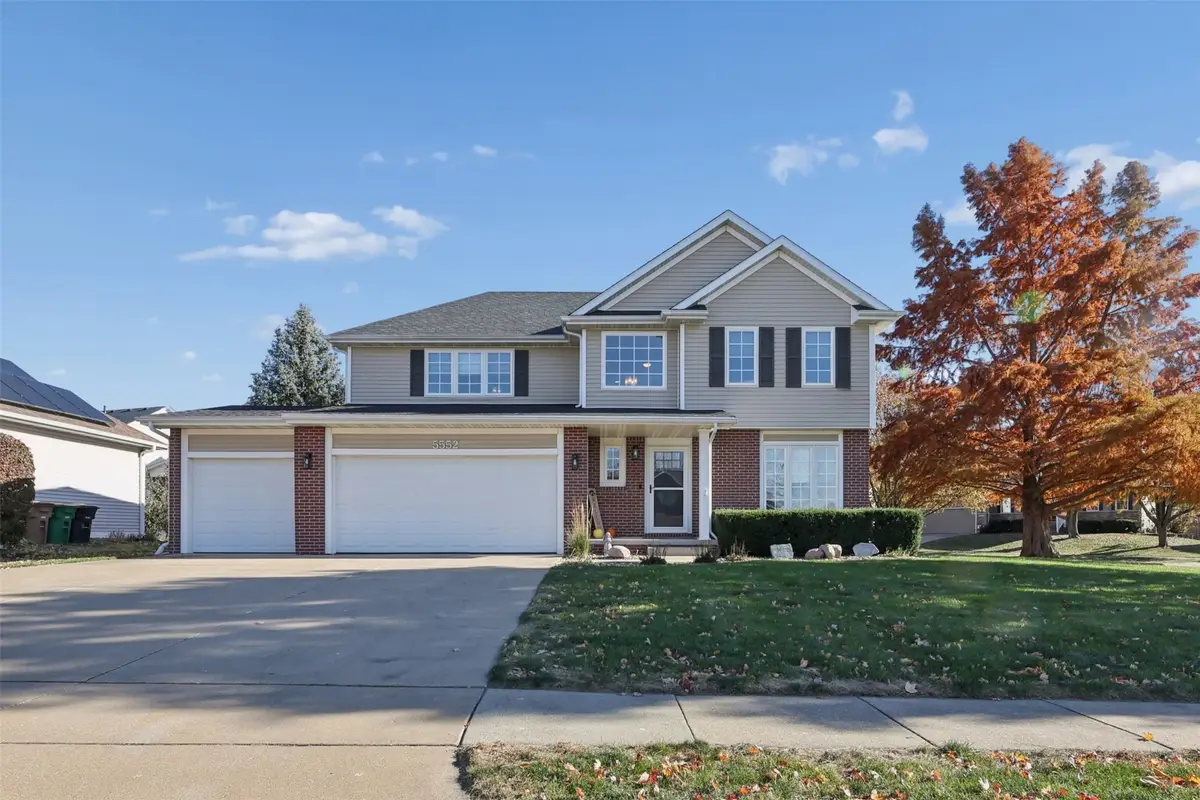 5552 Westwood Drive, West Des Moines, IA 50266 - Image #1