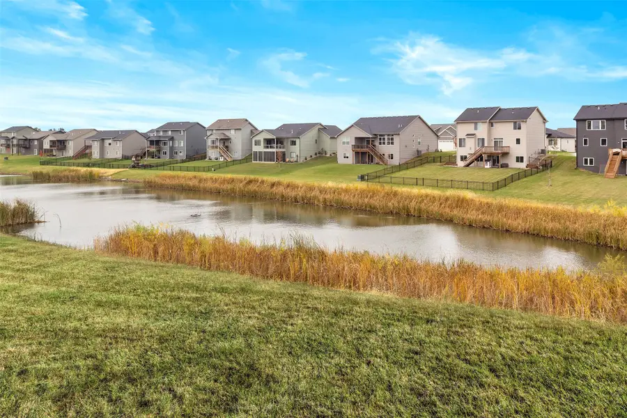 55 NW Alderleaf Drive, Waukee, IA 50263 - Image #2