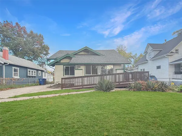 1913 E 13th Street, Des Moines, IA 50316