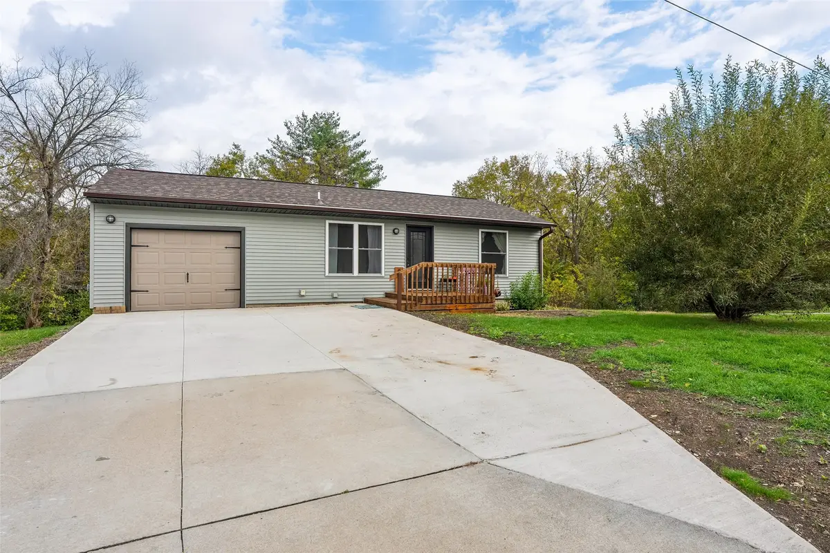 917 S Roche Street, Knoxville, IA 50138 - Image #1