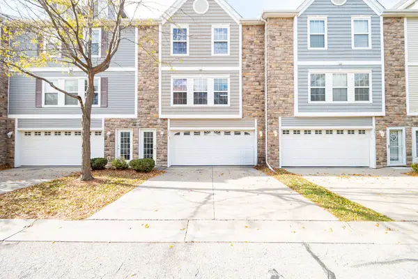 324 NE Sandalwood, Waukee, IA 50263