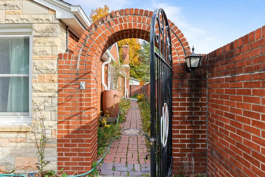 1002 Carroll Avenue, Ames, IA 50010 - Image #3