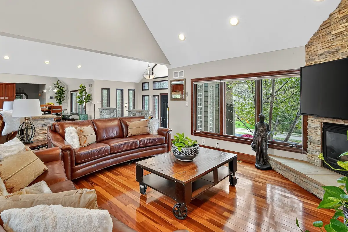 1328 NW 120th Street, Clive, IA 50325 - Image #1