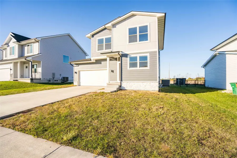 6922 SE 7th Avenue, Pleasant Hill, IA 50327 - Image #2