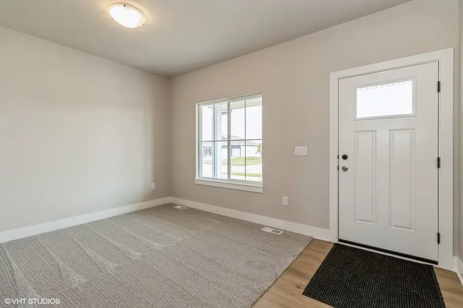 319 41st Street Sw, Altoona, IA 50009 - Image #3