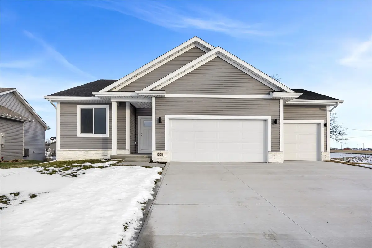 900 Walnut Drive, Norwalk, IA 50211 - Image #1