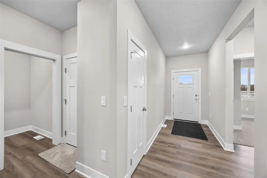 900 Walnut Drive, Norwalk, IA 50211 - Image #2