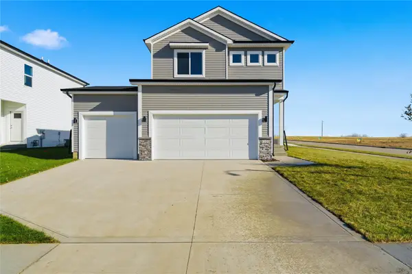 4227 5th Avenue Sw, Altoona, IA 50009