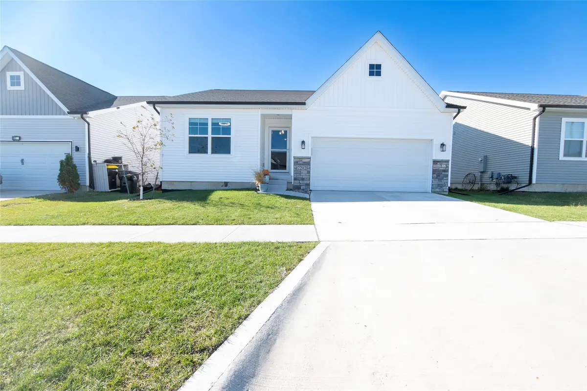 2202 Barry Drive, Adel, IA 50003 - Image #1