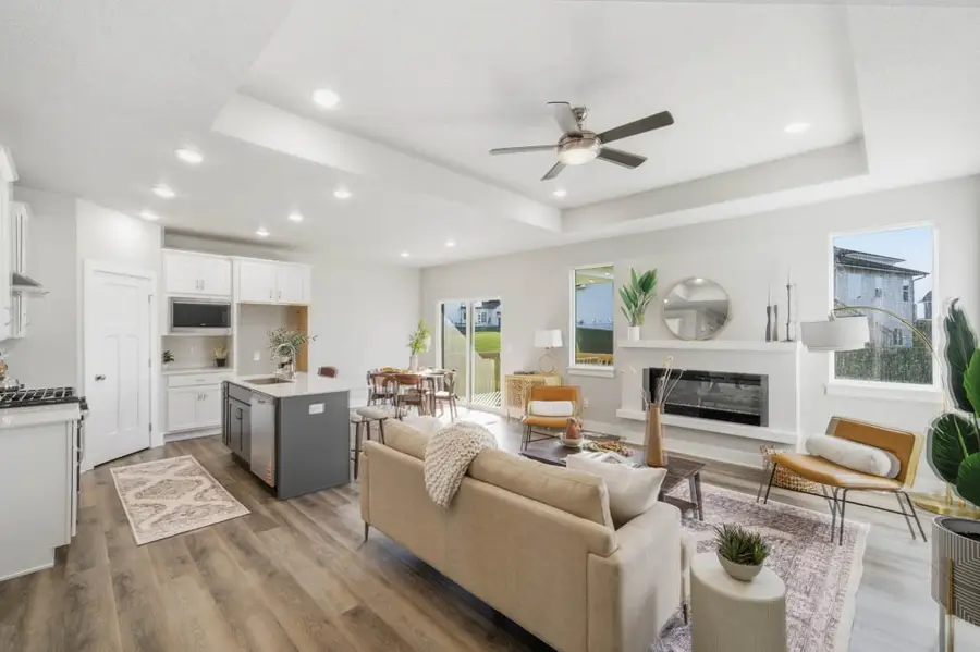 6724 Bright Street, Johnston, IA 50131 - Image #2