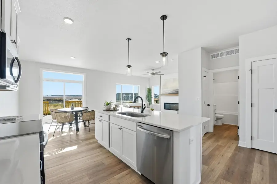 1060 Gray Avenue, Waukee, IA 50263 - Image #3