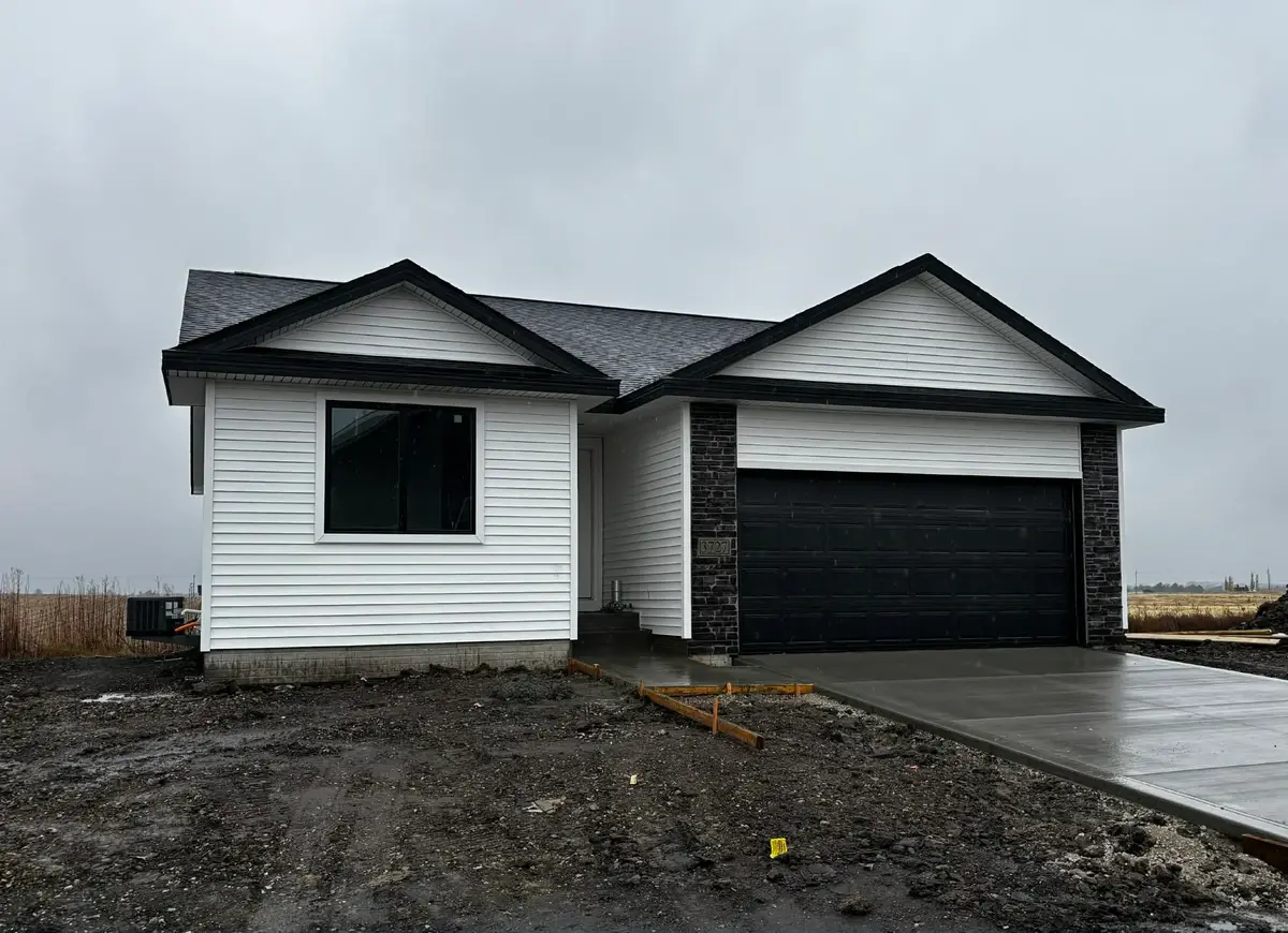 3727 NE 6th Street, Ankeny, IA 50021 - Image #1