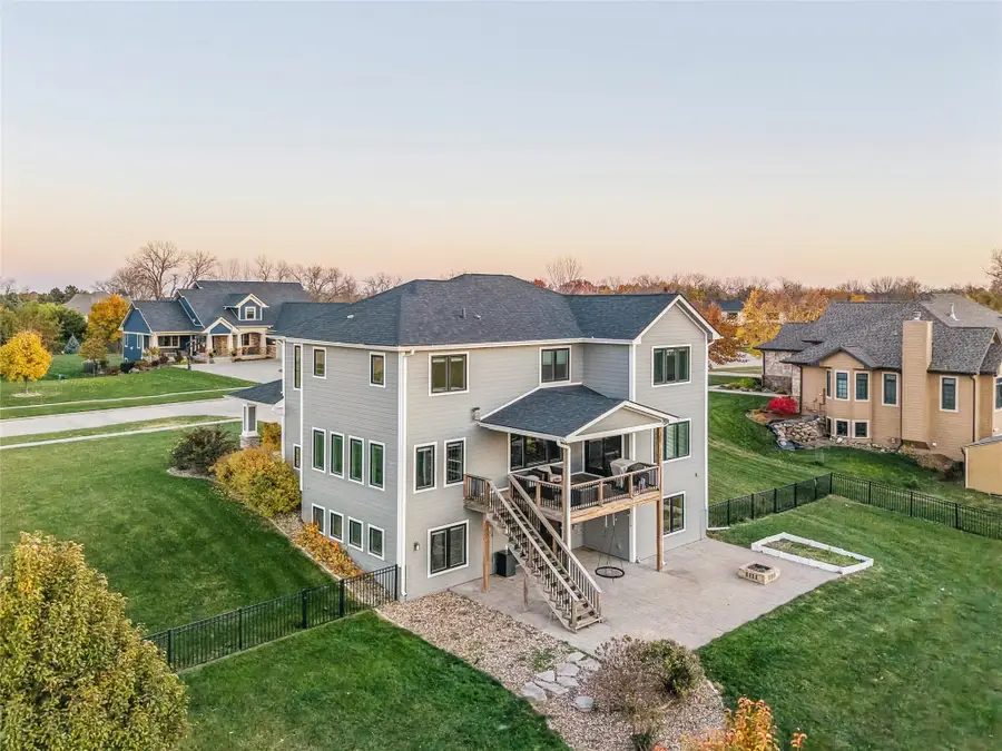 7628 Silverstone Court, Johnston, IA 50131 - Image #3