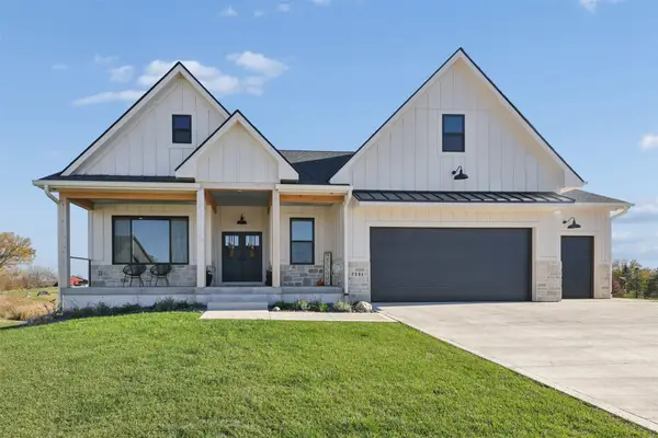 7141 Catalina Court, Pleasant Hill, IA 50327