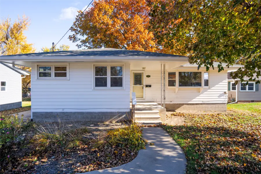 716 E 11th Street N, Newton, IA 50208 - Image #3