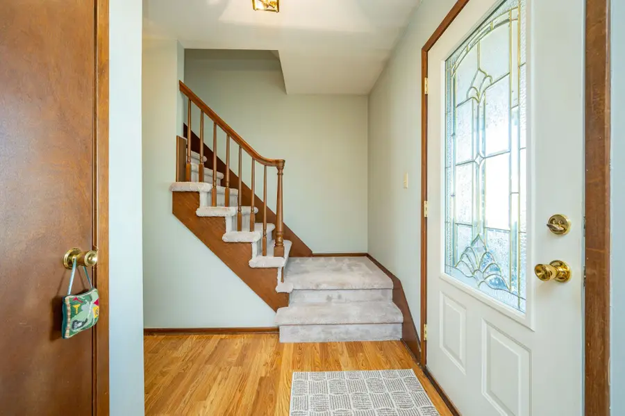 8006 Prairie Avenue, Urbandale, IA 50322 - Image #2