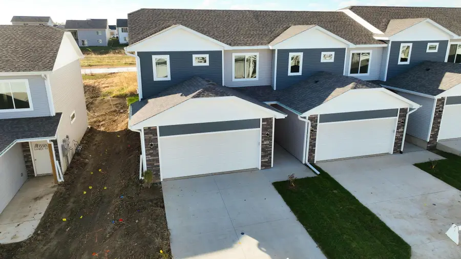 710 Campusside Place, Norwalk, IA 50211 - Image #2