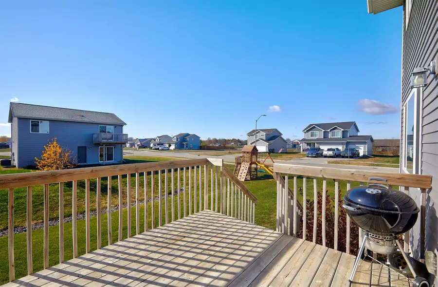 2409 Sunview Drive, Granger, IA 50109 - Image #3