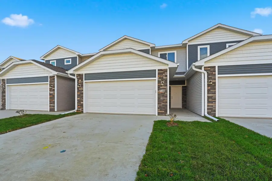 716 Campusside Place, Norwalk, IA 50211 - Image #2