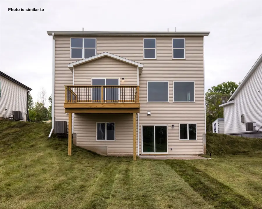 424 Napoli Avenue, West Des Moines, IA 50266 - Image #2