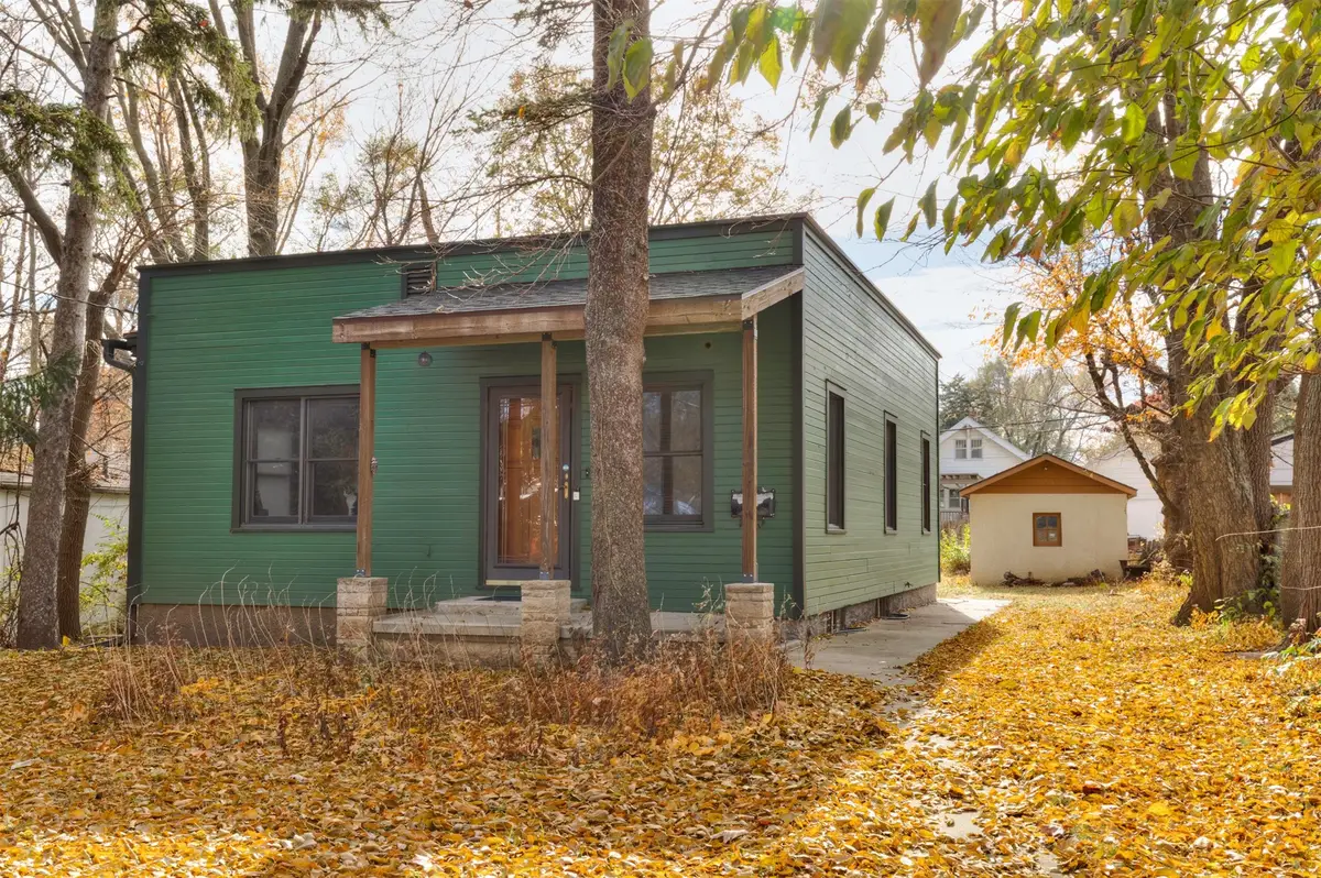 412 Fulton Drive, Des Moines, IA 50315 - Image #1